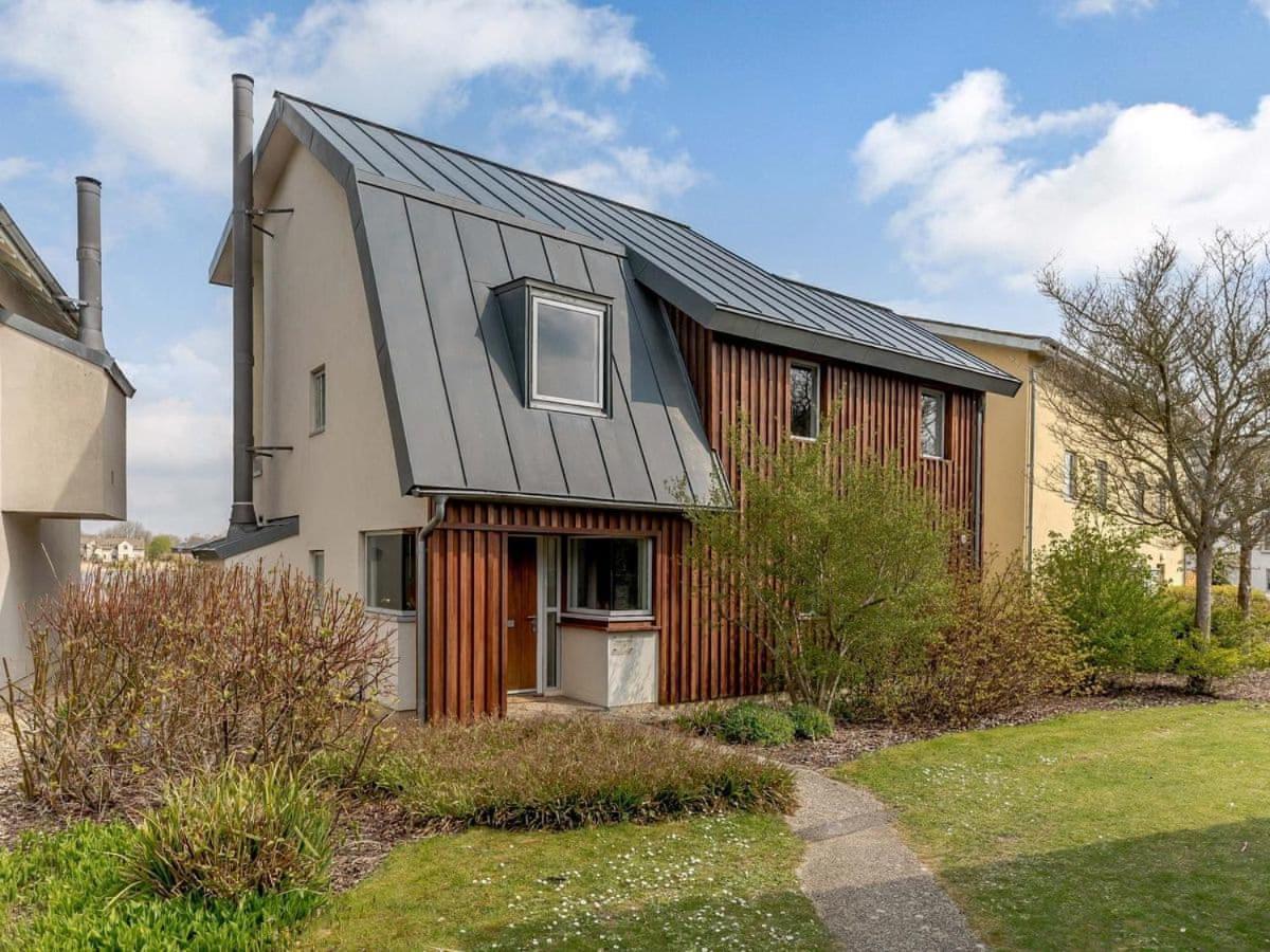 Cotswolds Lakehouse, With Hot Tub & Spa Access, Lower Mill Estate Somerford Keynes Eksteriør billede
