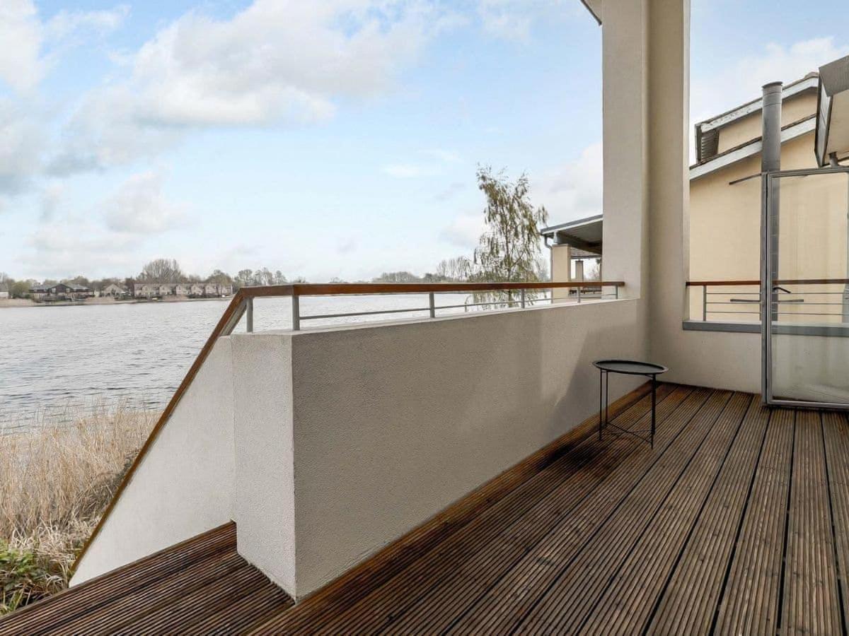 Cotswolds Lakehouse, With Hot Tub & Spa Access, Lower Mill Estate Somerford Keynes Eksteriør billede